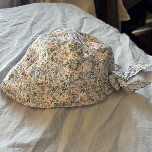 Fleurisse baby floral bonnet S/M